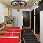 Guest house Vazrozhdenski Kashti *