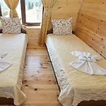 Guest house Vazrozhdenski Kashti Manastir
