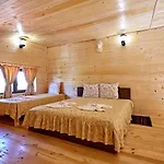 Guest house Vazrozhdenski Kashti *