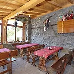 Guest house Vazrozhdenski Kashti Manastir
