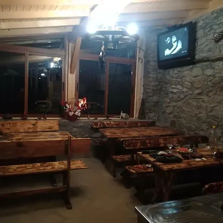 Vendégház Vazrozhdenski Kashti Manasztir