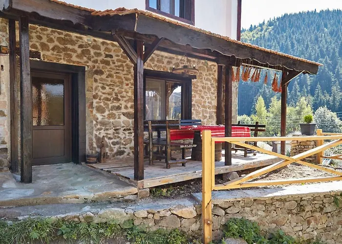 Vazrozhdenski Kashti Guest house Manastir