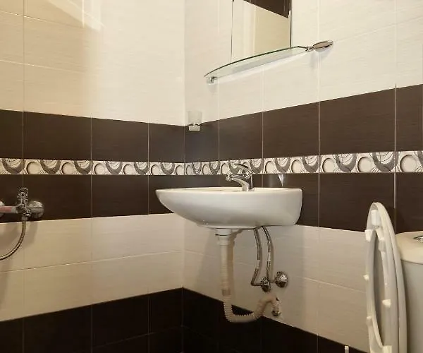 Vazrozhdenski Kashti Manastir