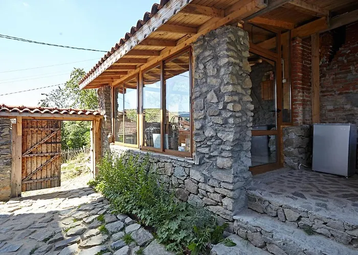 Vazrozhdenski Kashti Guest house Manastir